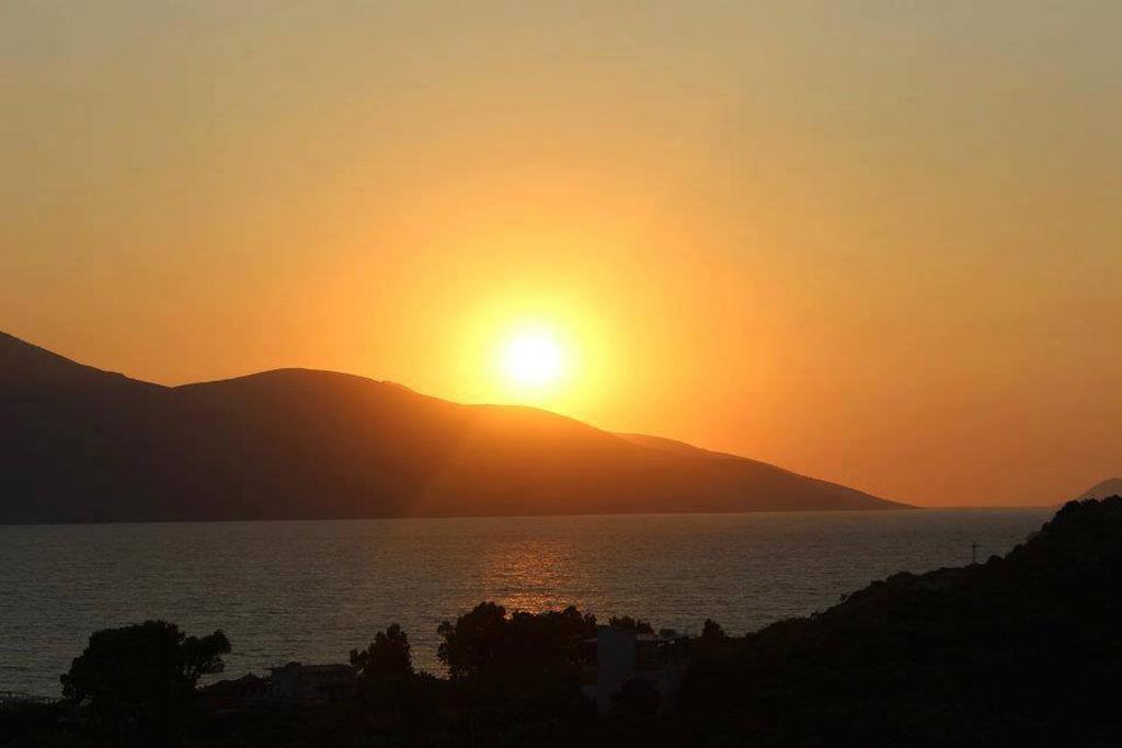 Residence Jazoj Vlorë Eksteriør bilde