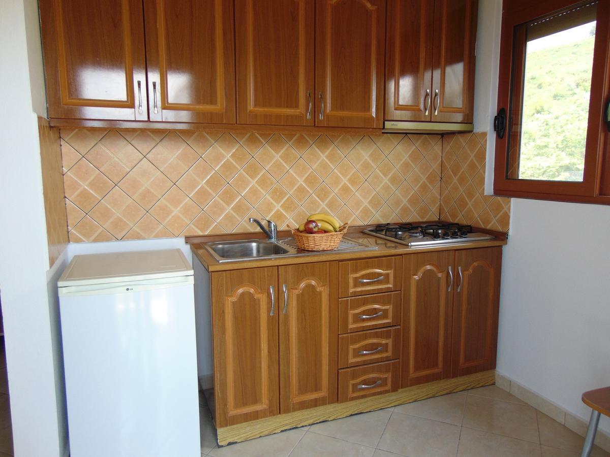 Residence Jazoj Vlorë Eksteriør bilde